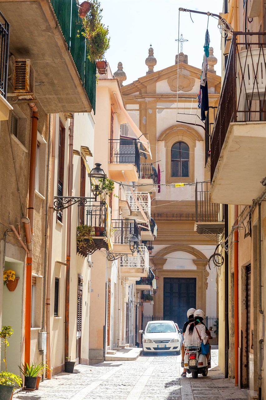 Castellammare del Golfo, Sicily The Thinking